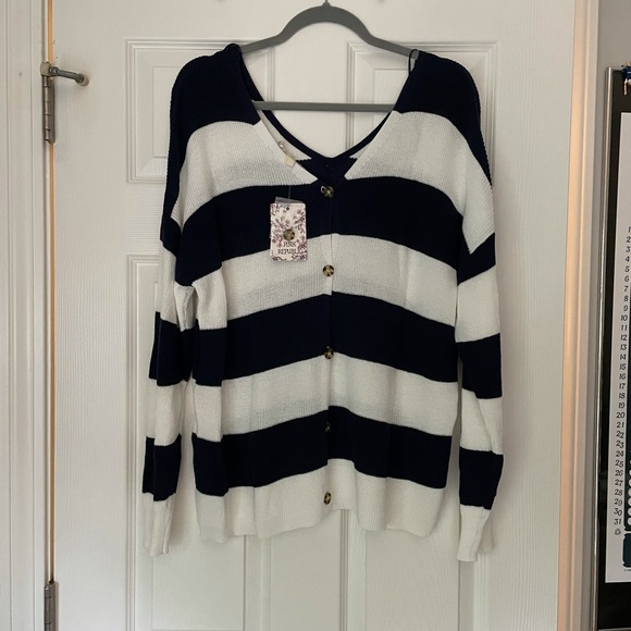 Brand new striped sweater from Kohls - Picture 2 of 4